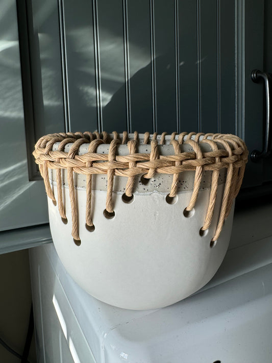 Planter hideaway